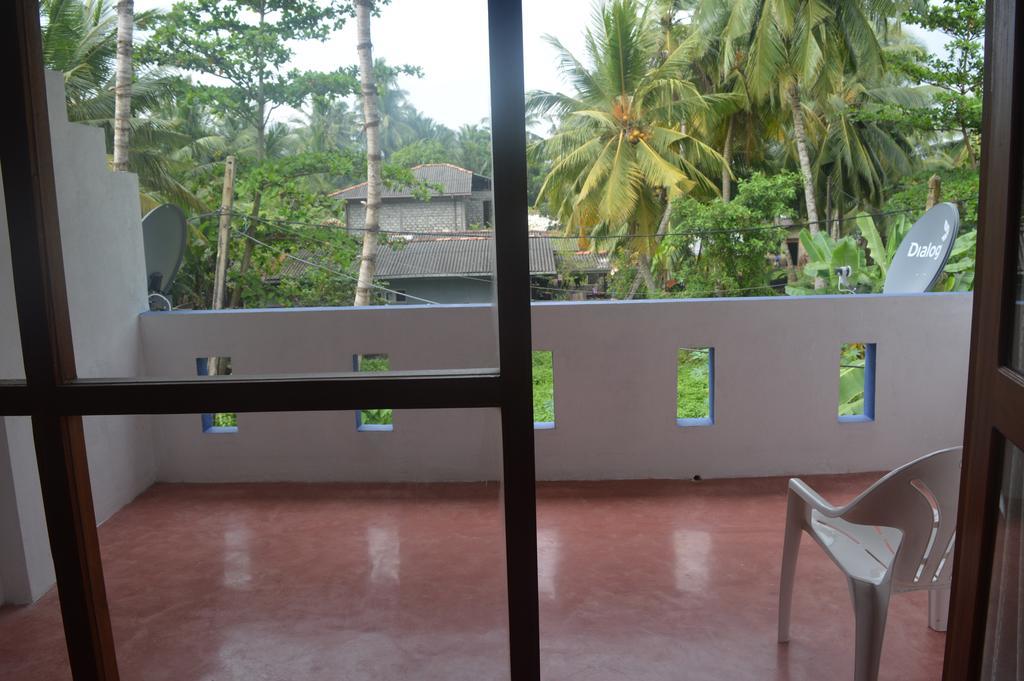 Feel Beach Villa Kalutara Room photo